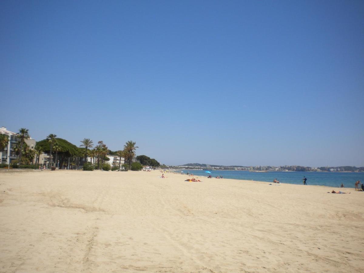 Apartamentos Colibri Cambrils Luaran gambar